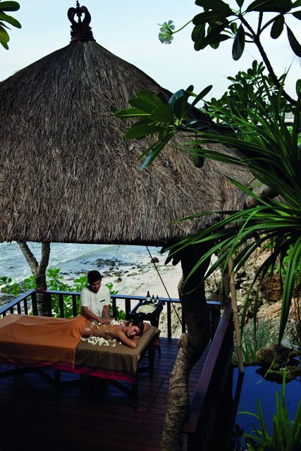 Four_Seasons_Jimbaran_1.jpg