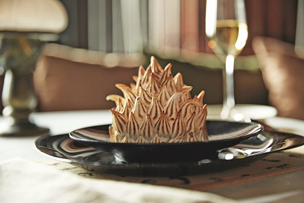 Valentines_dessert_at_Robert_Marchetti_Plantation_Grill-2.jpg